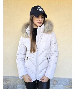 Вталено късо дамско якe CLASSIC  в екрю