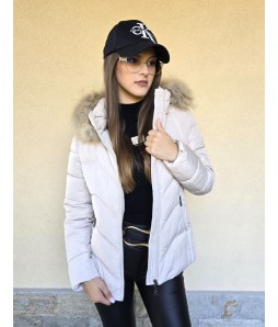 Вталено късо дамско якe CLASSIC  в екрю