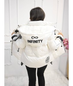 Дамско късо яке INFINITY в бял цвят